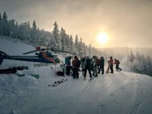 Nathalie Chagnon en ski avec Hélocoptère