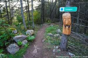Oeuvre réalisée par l'artiste sculpteur André Michaud au réseau entretenu par Le club cycliste La meute à Rivière-du-Loup